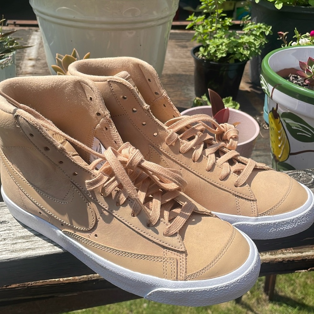Nike Blazer Mid